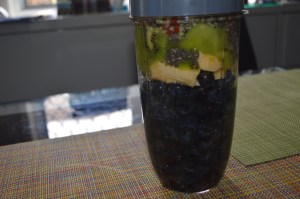 Blueberries, Banana, Kiwi , Gojiberries, Chia Seeds, Hemp Seeds (1)