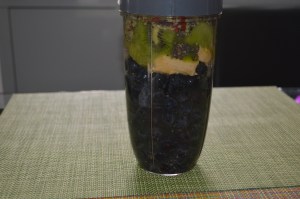 Blueberries, Banana, Kiwi , Gojiberries, Chia Seeds, Hemp Seeds (2)