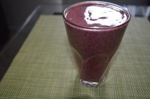 Blueberries, Banana, Kiwi , Gojiberries, Chia Seeds, Hemp Seeds (4)